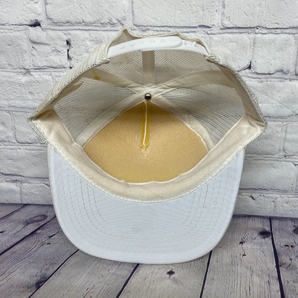 Vintage Hat Cap Snapback White Trucker Mesh Bailey's Lounge and Dining Patch - Picture 7 of 10